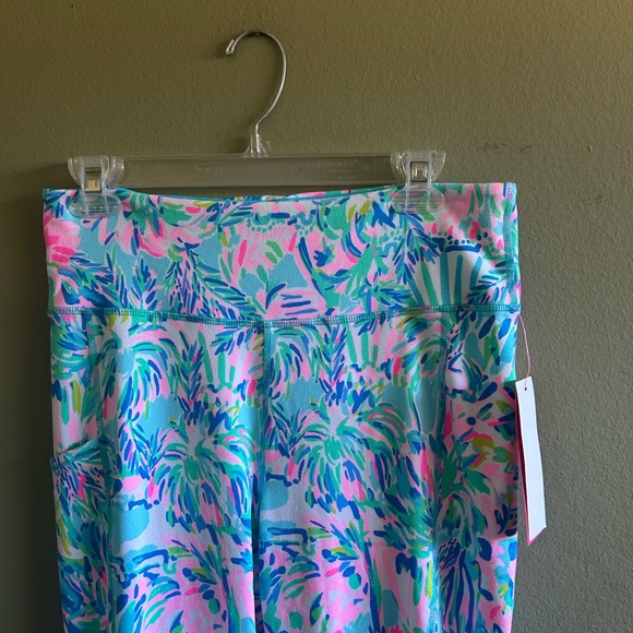 Lilly Pulitzer Women’s Weekender High Rise Midi Print Leggings NWT - Picture 6 of 7